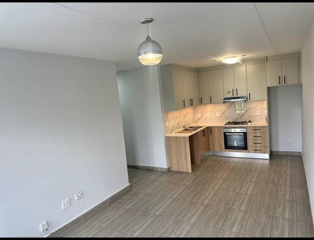 2 BEDROOM APARTMENT FOR SALE IN PARKLANDS NORTH